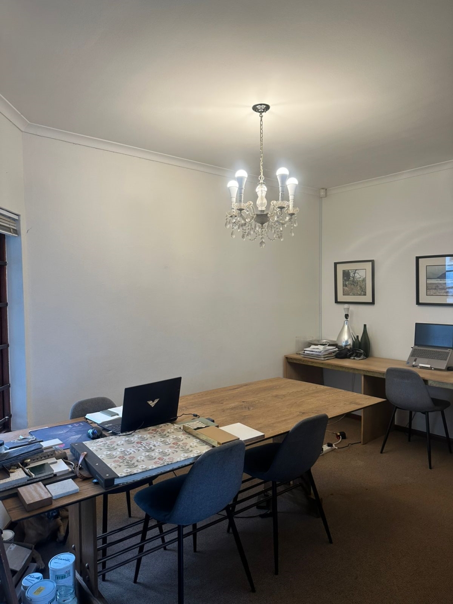 To Let 3 Bedroom Property for Rent in Wynberg Upper Western Cape